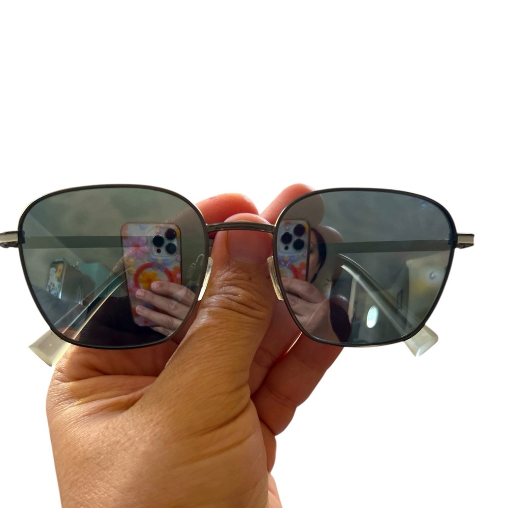 Hawkers SIGNAL silver sunglasses